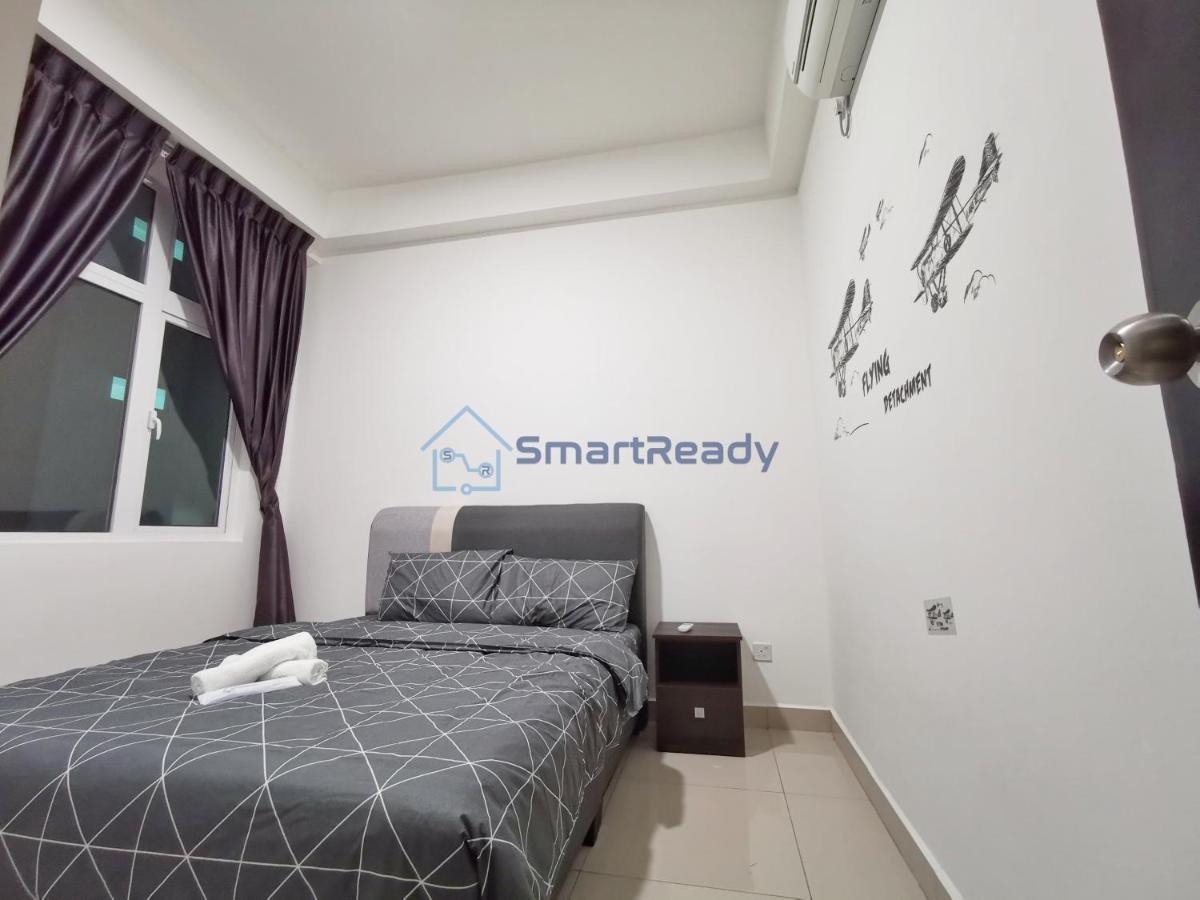 Twin Galaxy Suites By Sr Home Τζόχορ Μπάχρου Εξωτερικό φωτογραφία
