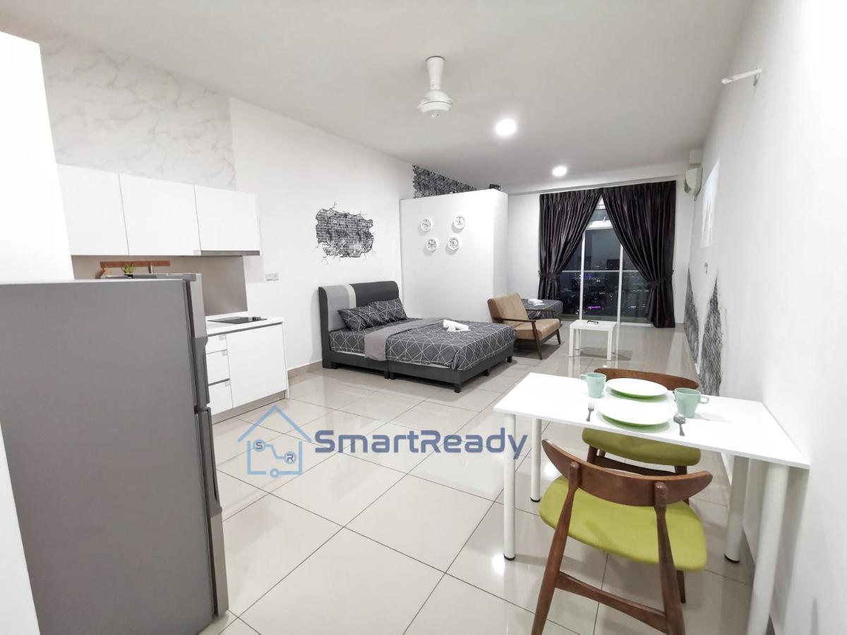 Twin Galaxy Suites By Sr Home Τζόχορ Μπάχρου Εξωτερικό φωτογραφία