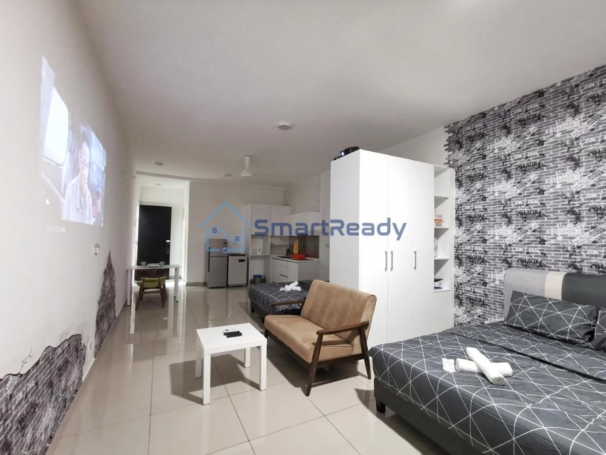Twin Galaxy Suites By Sr Home Τζόχορ Μπάχρου Εξωτερικό φωτογραφία
