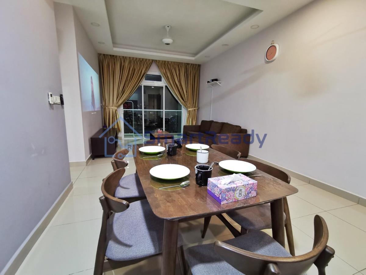 Twin Galaxy Suites By Sr Home Τζόχορ Μπάχρου Εξωτερικό φωτογραφία