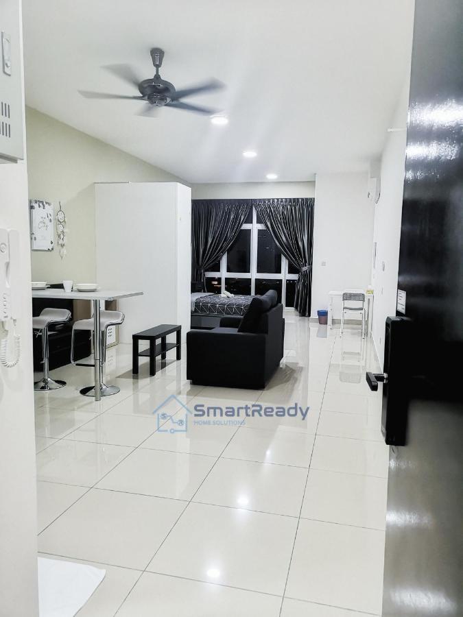 Twin Galaxy Suites By Sr Home Τζόχορ Μπάχρου Εξωτερικό φωτογραφία